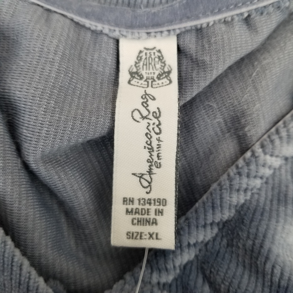 American Rag Grey Ribbed Velvet Tea Top NWT - Picture 5 of 7